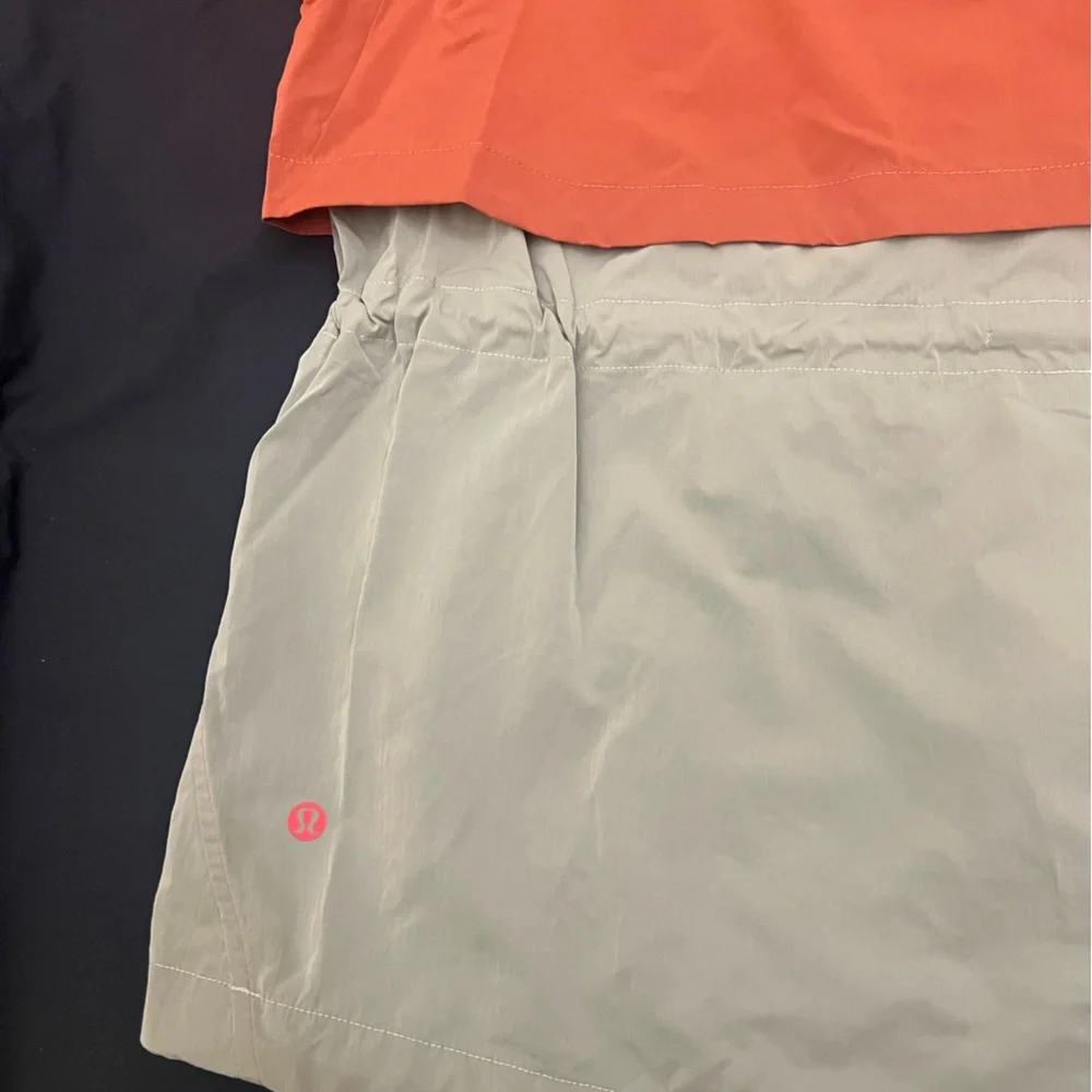 Lululemon Evergreen Anorak NWT Size 6 
Color: Brier Rose/Pale Raspberry/Ivory - Picture 6 of 9